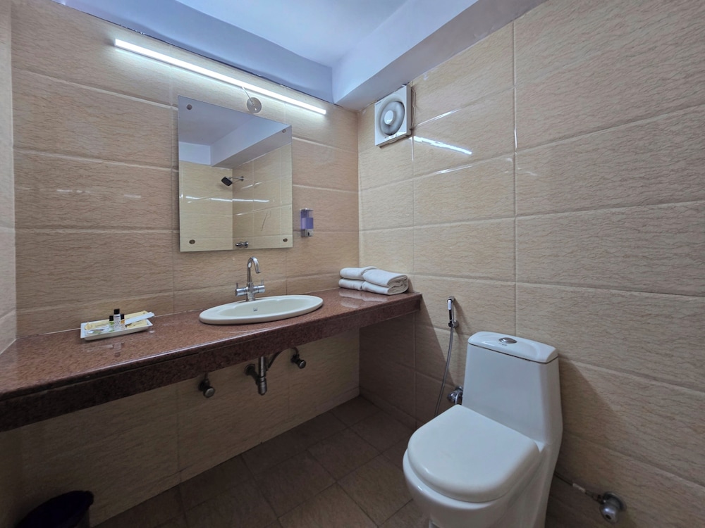 Anandam Near Mall Road