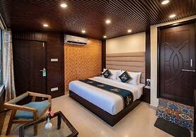 Anandam Near Mall Road