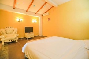 Chateau Monette Hotel & Resort