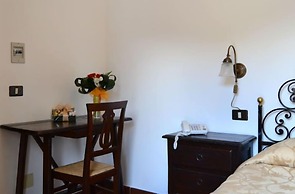 Hotel Bucaneve