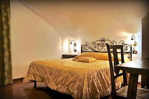 Hotel Bucaneve