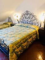 Hotel Bucaneve