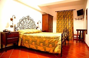 Hotel Bucaneve
