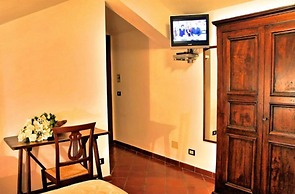 Hotel Bucaneve