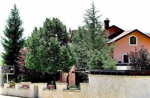 Hotel Bucaneve