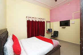 OYO 17171 Sandhya Guest House