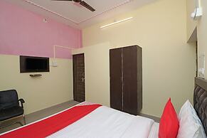 OYO 17171 Sandhya Guest House