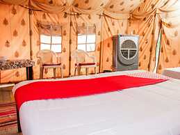 OYO 26228 Royal Camps