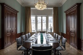 The Sparrow Hotel