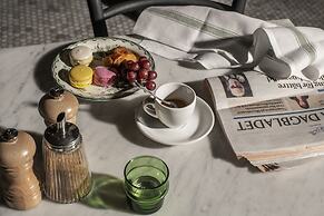 The Sparrow Hotel