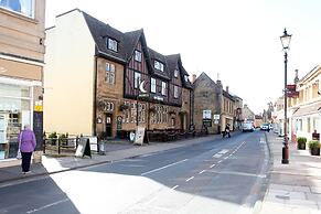 Half Moon, Sherborne by Marston's Inns