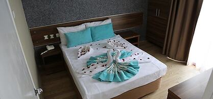 Nuova Beach Hotel
