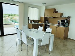 Calithea Complex