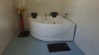 Calabash Hotel