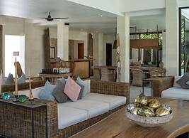 Abaca Villas