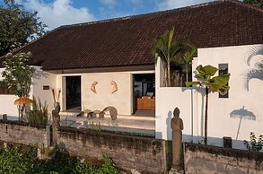 Abaca Villas