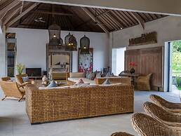 Abaca Villas