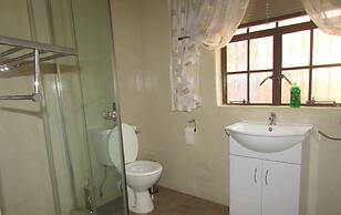 Oppiplot Guest House