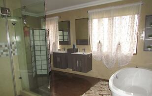 Oppiplot Guest House