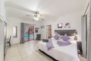 Oppiplot Guest House