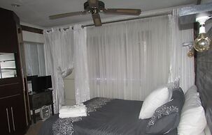 Oppiplot Guest House