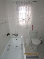 Oppiplot Guest House