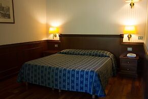 Hotel Corona