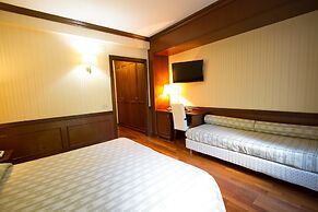 Hotel Corona