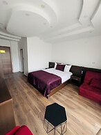 Hotel Real