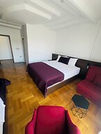 Hotel Real