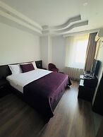 Hotel Real