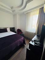Hotel Real