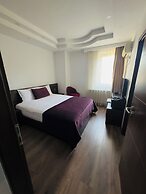 Hotel Real