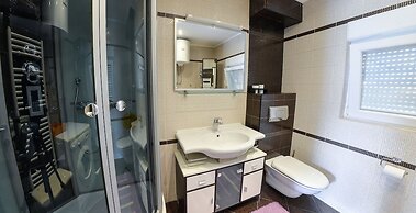 Luxury Apartment in City Center