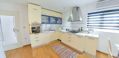 Luxury Apartment in City Center