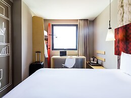 Ibis Tijuana Zona Rio