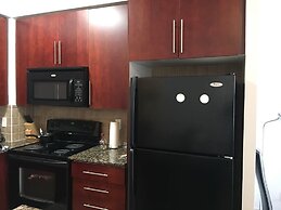 Royal Suites Mississauga