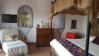 La Casona Azul