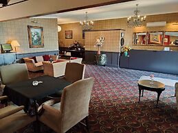 Gateway  Motor Inn