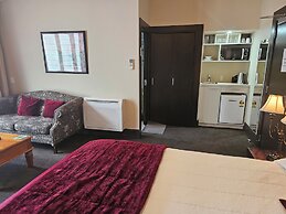 Gateway  Motor Inn