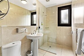 Gateway  Motor Inn