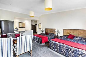 Gateway  Motor Inn