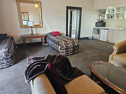 Gateway  Motor Inn