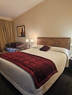 Gateway  Motor Inn