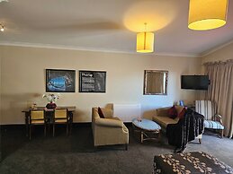 Gateway  Motor Inn