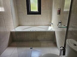 Gateway  Motor Inn