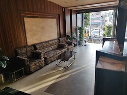 Hotel Rahul