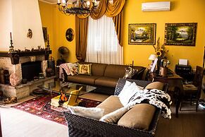 Villa Liliya
