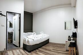 Kim Korner Hotel