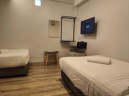 Kim Korner Hotel